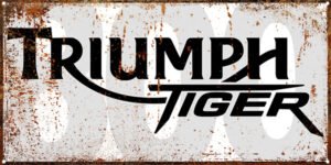 black-Triumph-tiger-800-rectangle-text-logo-Vintage-AD