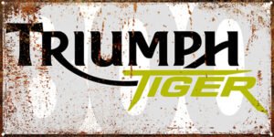 green-light-Triumph-tiger-800-rectangle-text-logo-Vintage-AD